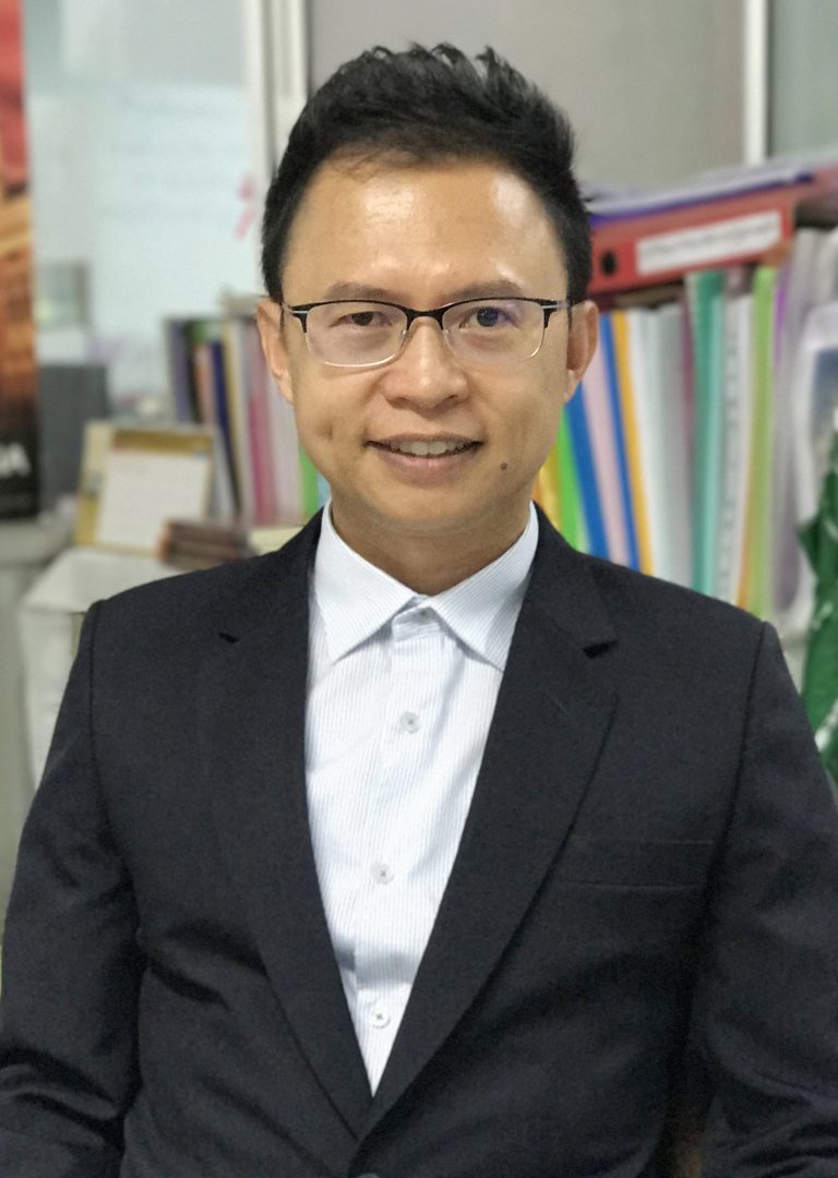 คณบดีคณะมนุษยศาสตร์และสังคมศาสตร์